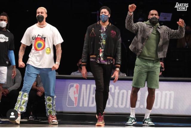 皇冠-两人被驱逐成转折 湖人二队客场狂胜双核篮网！